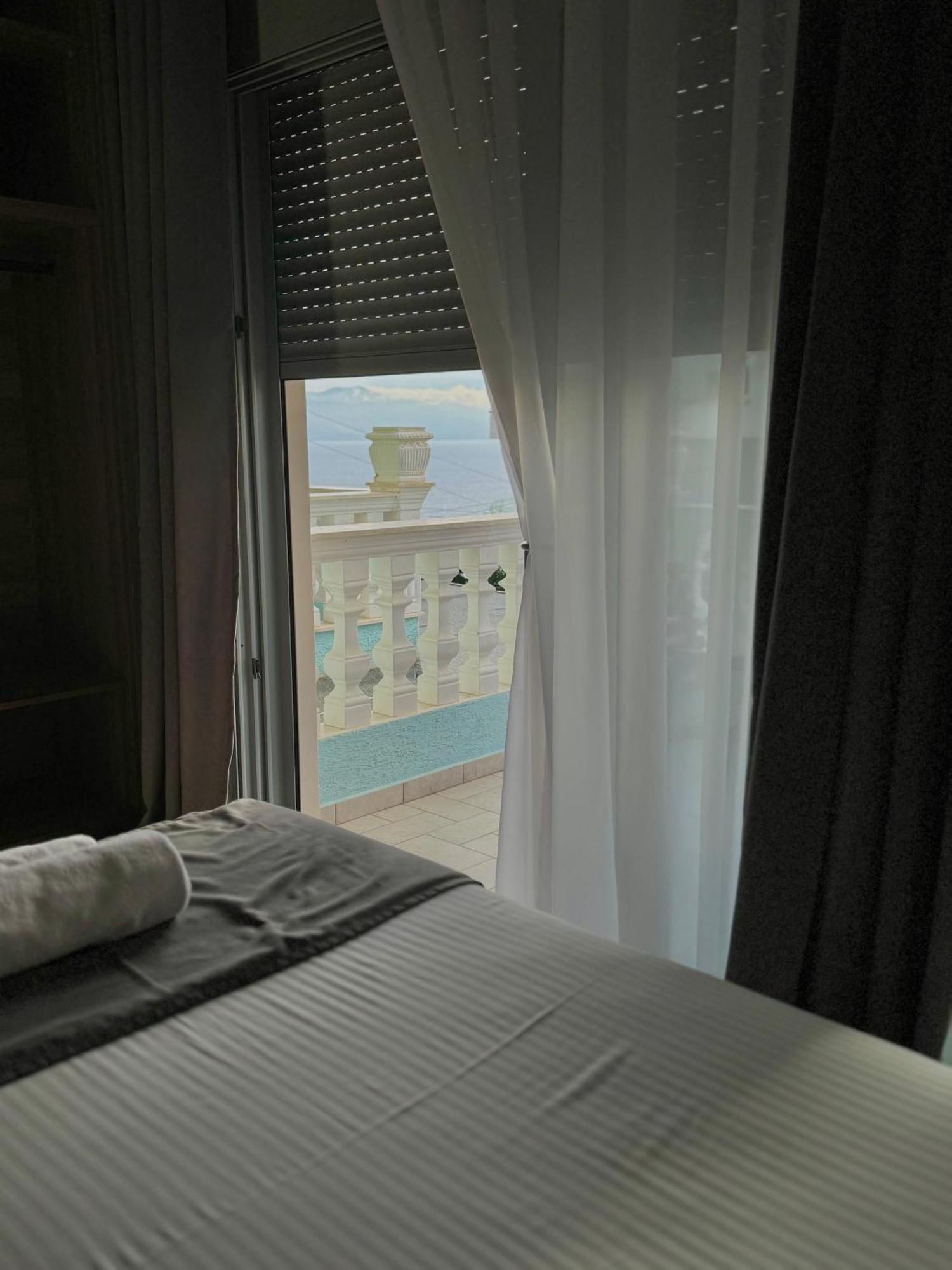 Hotel Abedini Saranda Zewnętrze zdjęcie