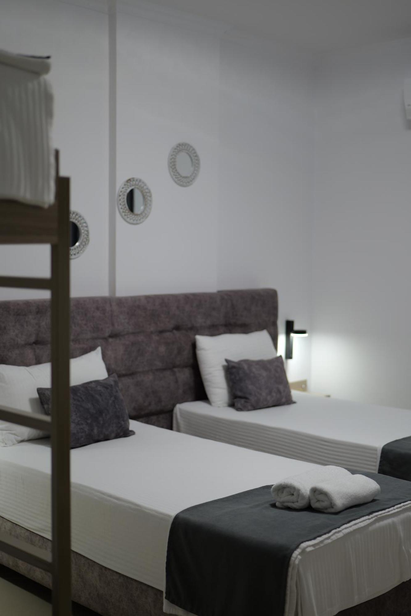 Hotel Abedini Saranda Zewnętrze zdjęcie
