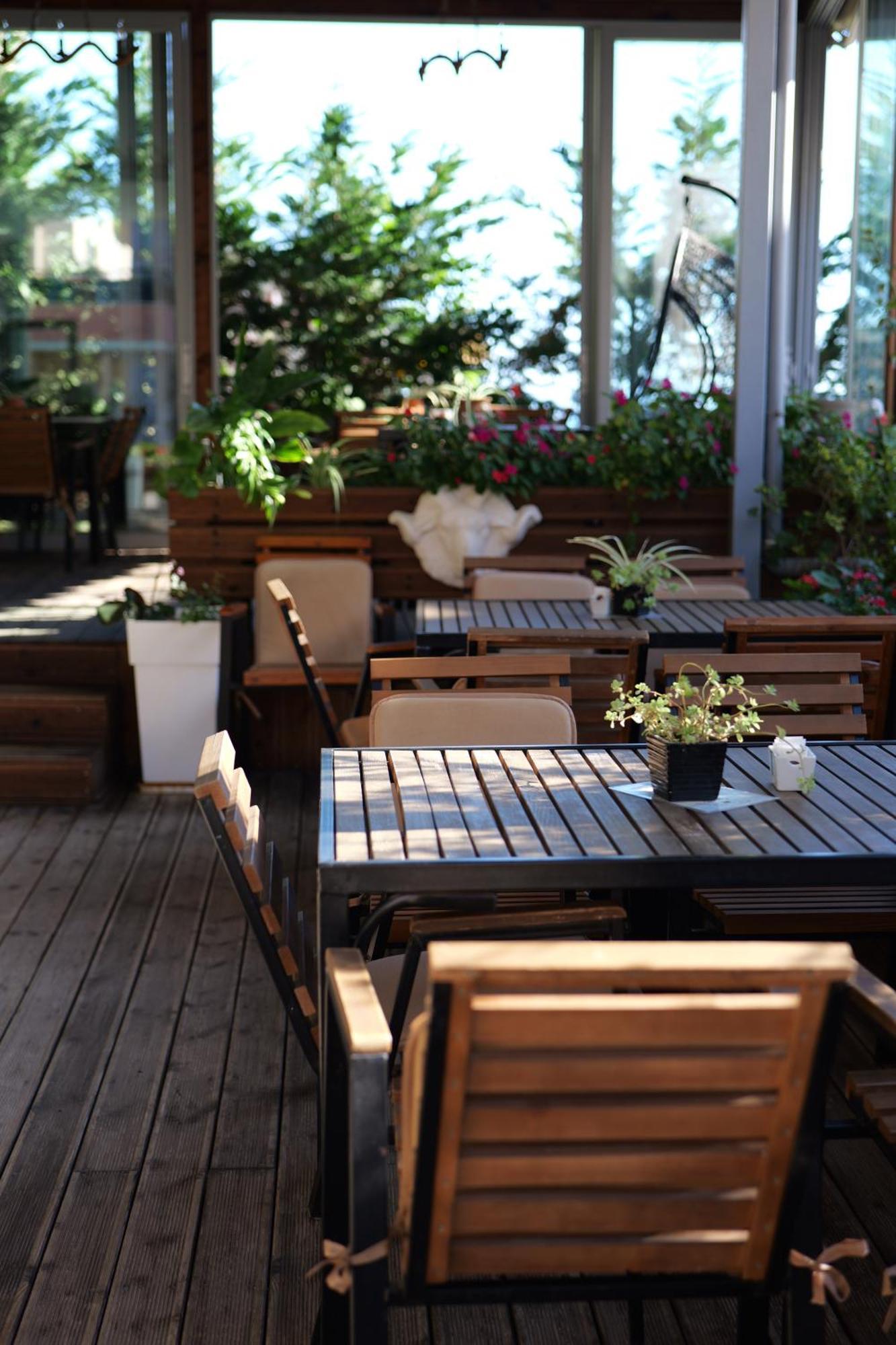 Hotel Abedini Saranda Zewnętrze zdjęcie
