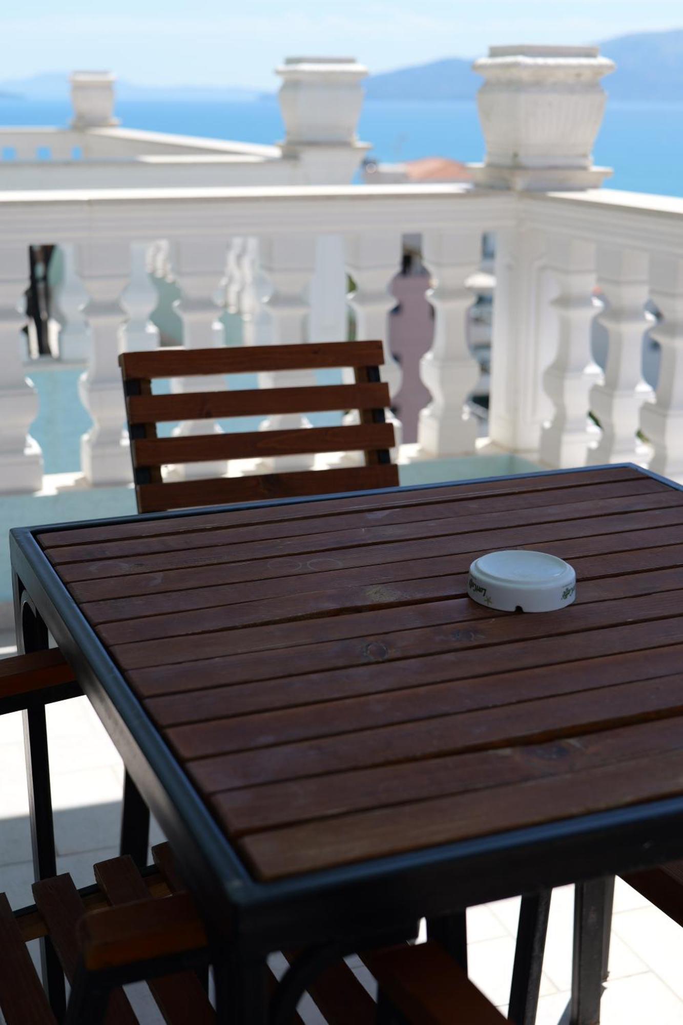 Hotel Abedini Saranda Zewnętrze zdjęcie